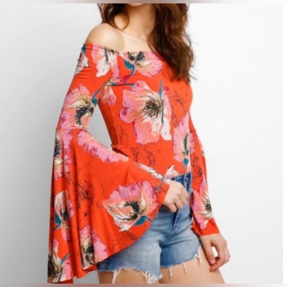 We The Free Floral Off Shoulder Bell Sleeve Top S Coral Boho Free People Style - Picture 5 of 12